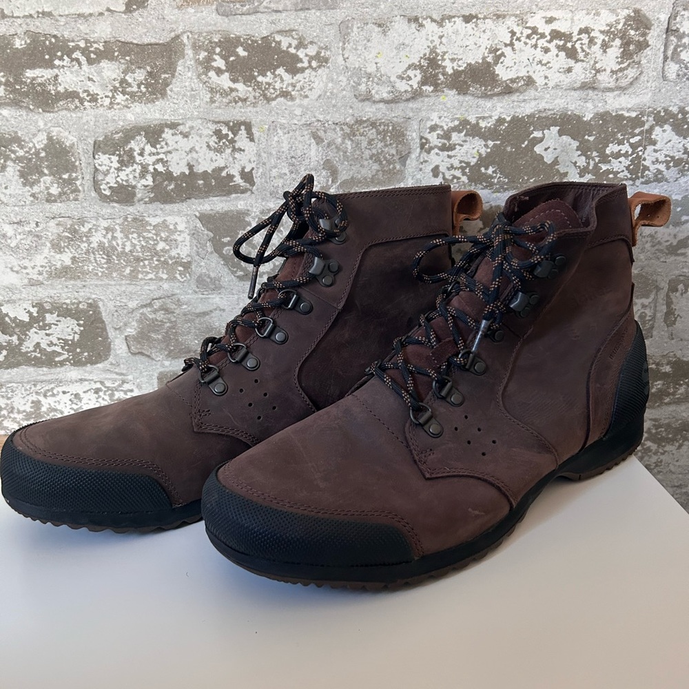 Men’s size 14 sorel Akeny Hiking/Winter Boots Brown Leather NWOT